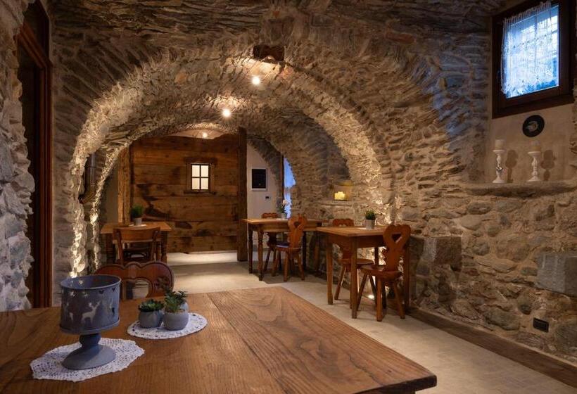 پانسیون Chalet D Aoste