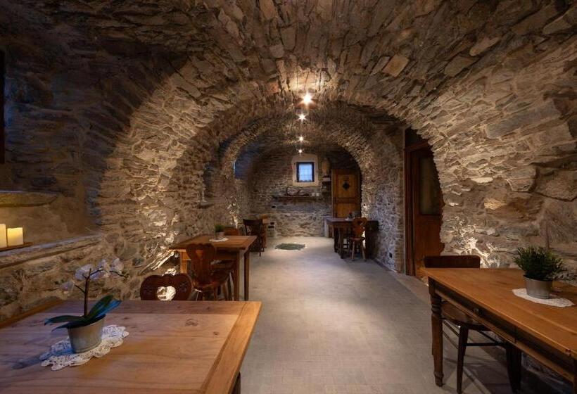 پانسیون Chalet D Aoste