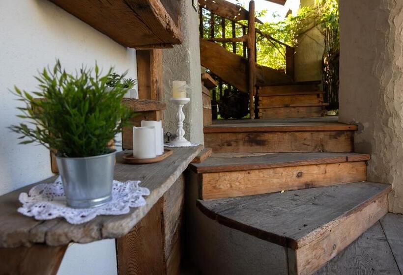 پانسیون Chalet D Aoste