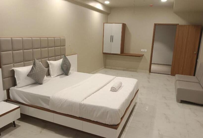 膳宿费 Namo Star & Guest House