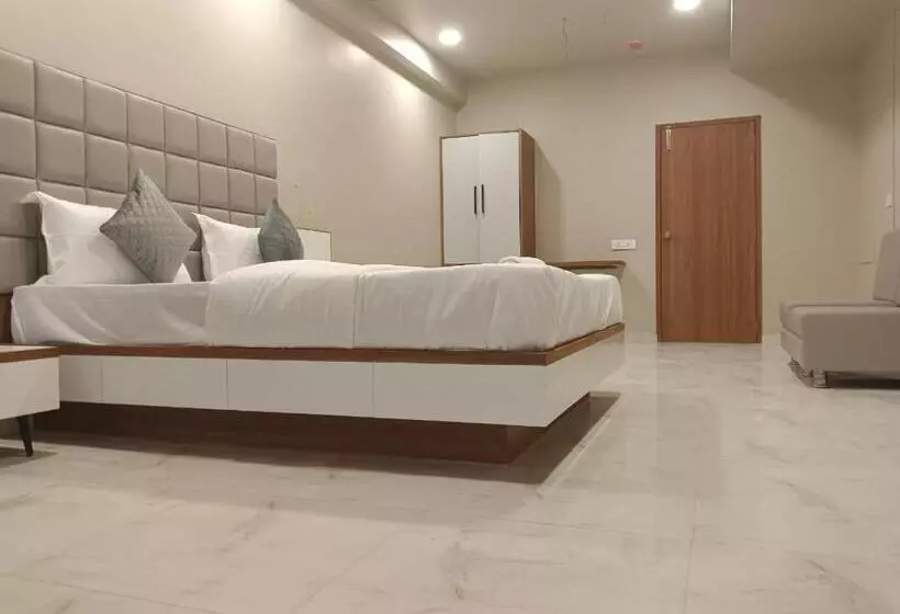 Majatalo Namo Star & Guest House