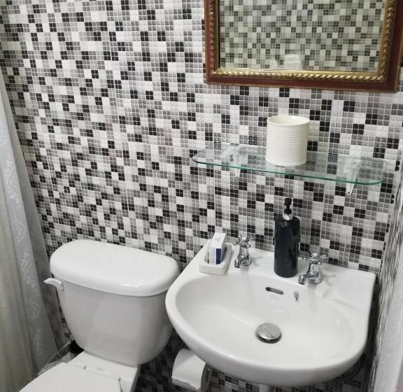 پانسیون Thebreeze