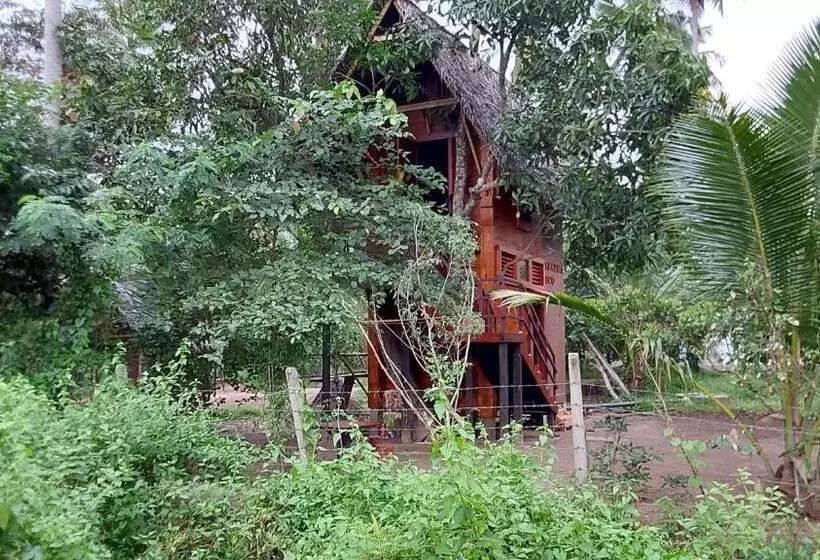 Majatalo Ulpatha Eco Lodge