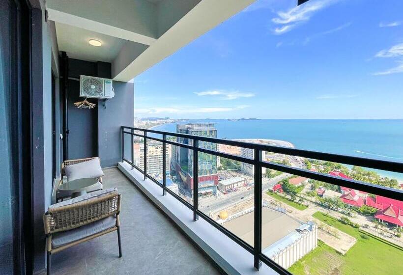 太子寰宇金海湾酒店公寓 Prince Golden Bay Hotle Residence