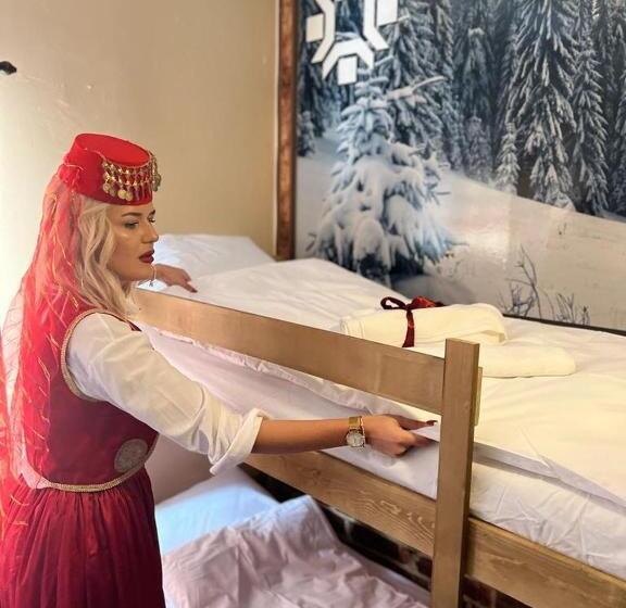هاستل Sarajevski Begluk