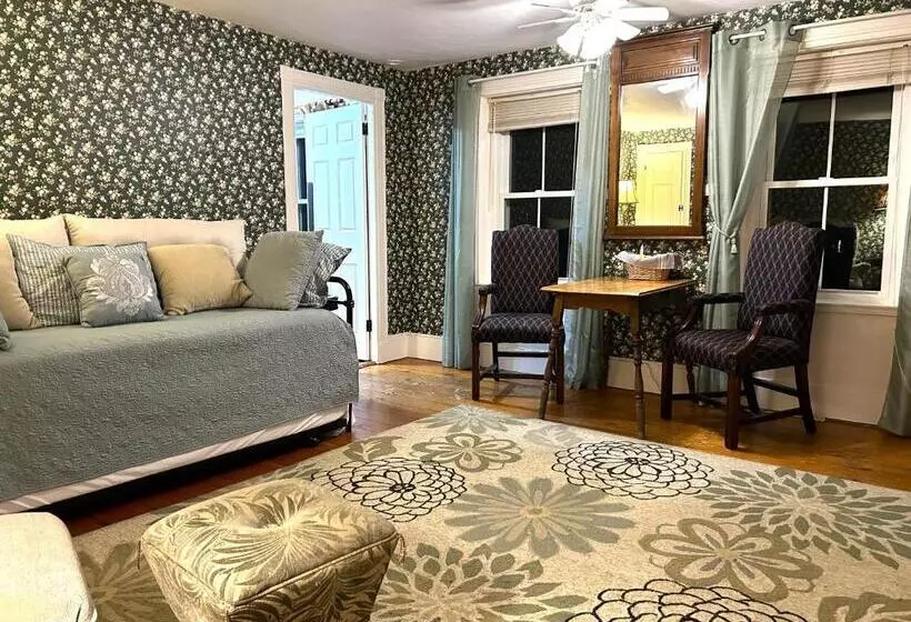 ユースホステル The Birchwood Inn, Tavern And Restaurant