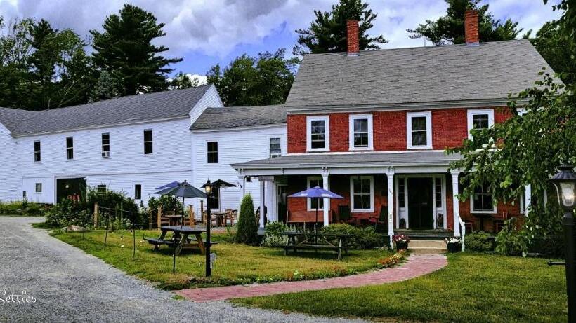 فندق صغير The Birchwood Inn, Tavern And Restaurant