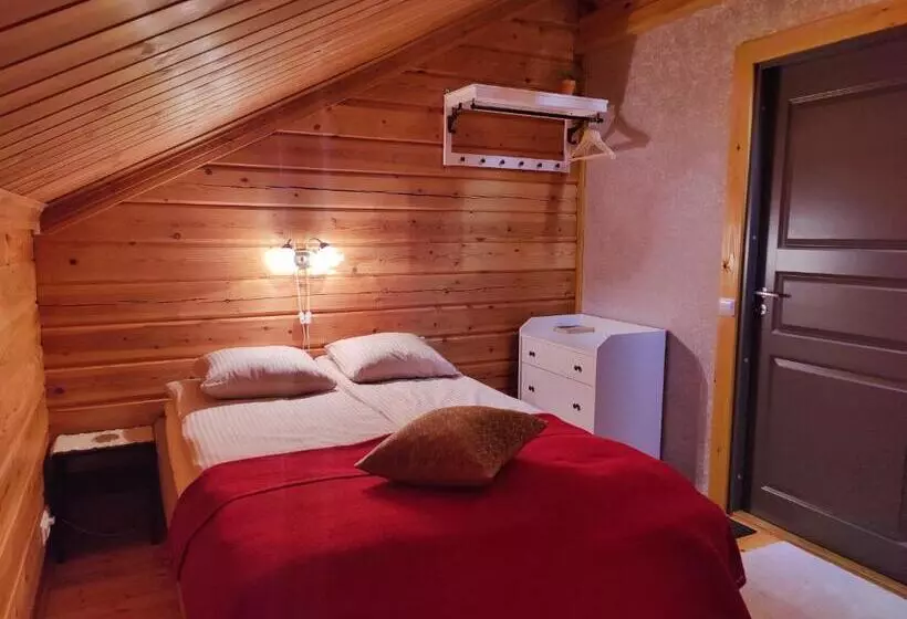 تختخواب و صبحانه Kolin Runo