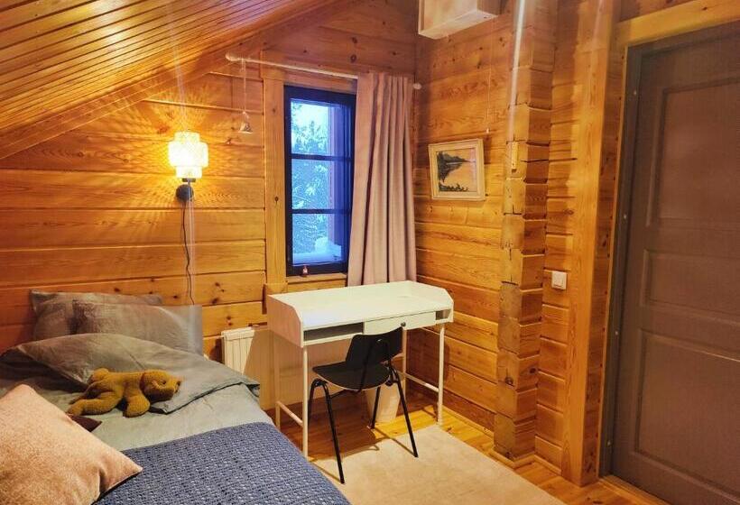 تختخواب و صبحانه Kolin Runo