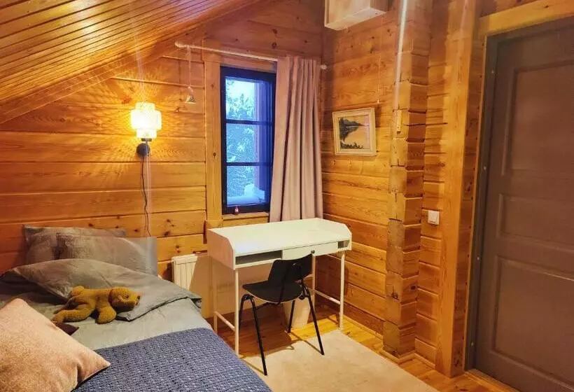 تختخواب و صبحانه Kolin Runo