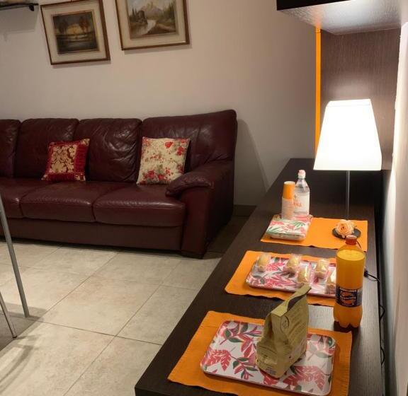 تختخواب و صبحانه La Casa Di Sara