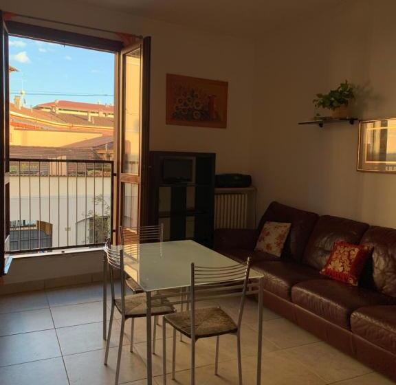 تختخواب و صبحانه La Casa Di Sara