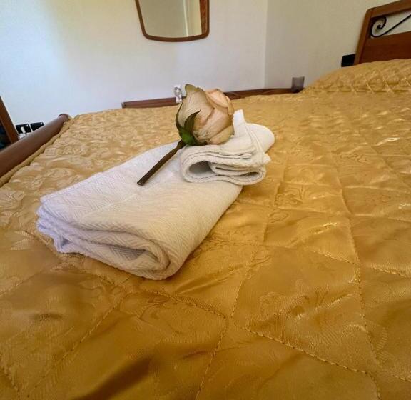 تختخواب و صبحانه La Casa Di Sara