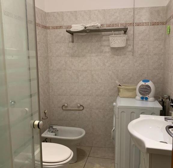 تختخواب و صبحانه La Casa Di Sara