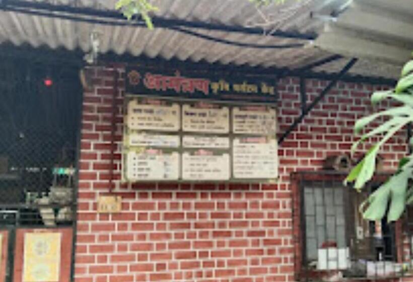 호텔 Aamantran Junnar