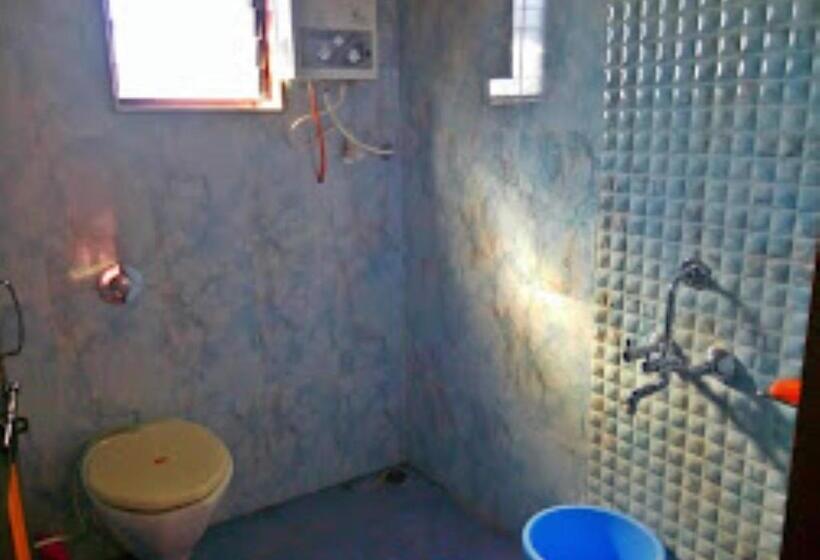 호텔 Aamantran Junnar