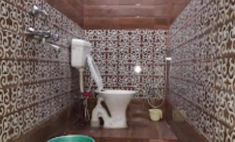Hotel Amit Lodge, Bihta