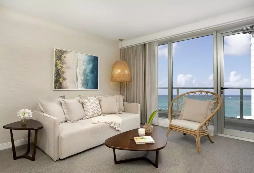 هتل Casa Costera, Isla Verde Beach, Apartments By Marriott Bonvoy