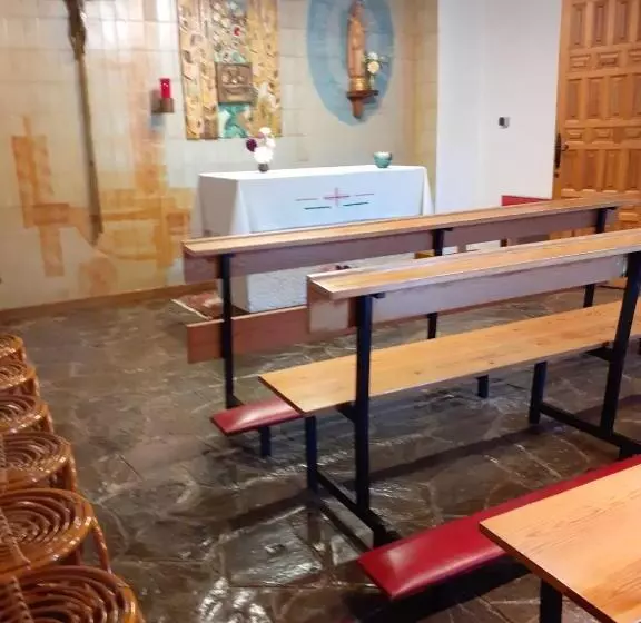 Hotelli Casa De Colònies Casa Pare Coll