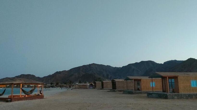 هتل Casablanca Beach Camp