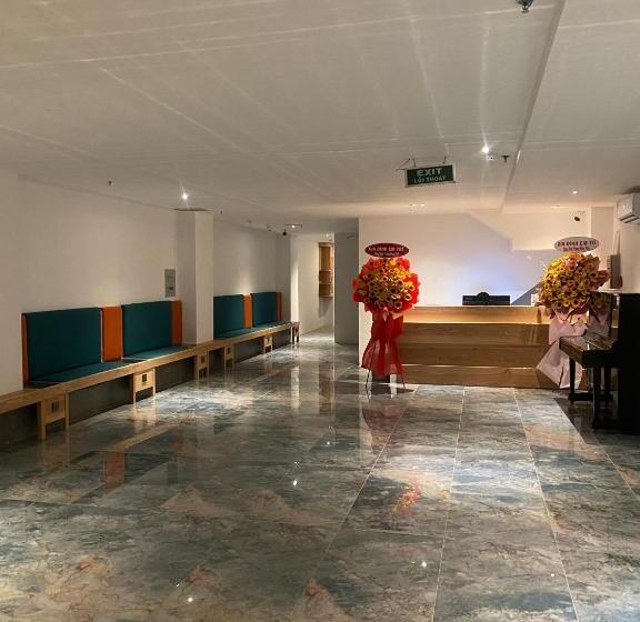 هتل Haven Hut Riverside