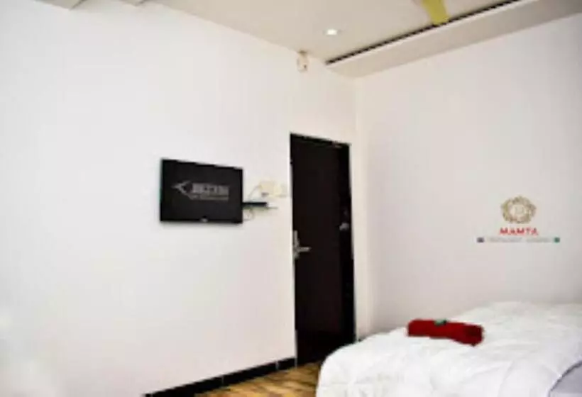 Hotelli Mamta And Lodging, Shani Shingnapur