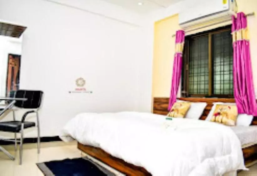 Hotelli Mamta And Lodging, Shani Shingnapur