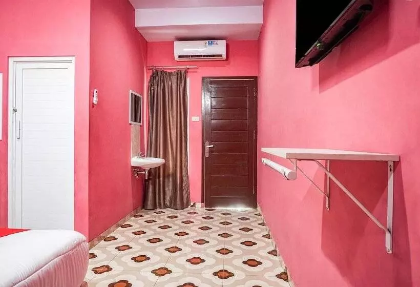 هتل Reddoorz Syariah Way Halim Lampung