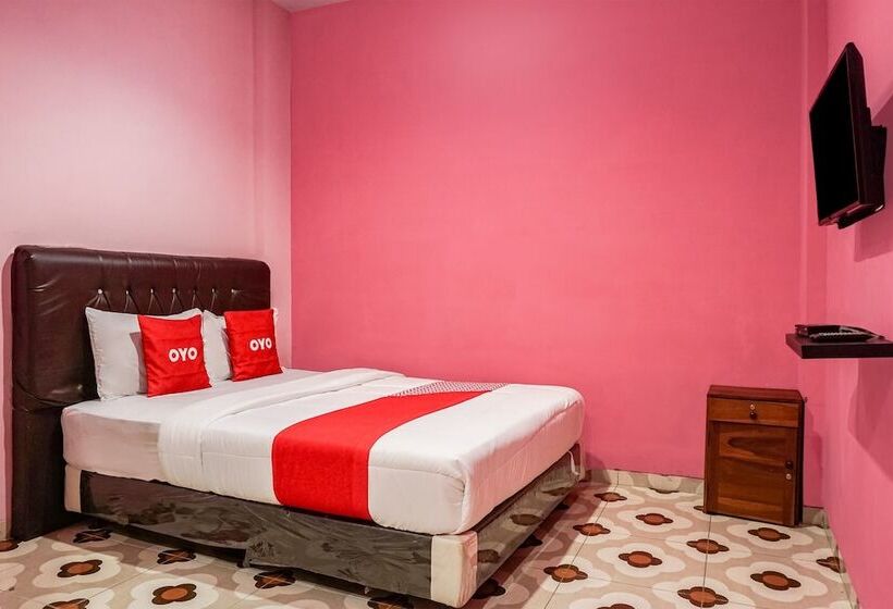 هتل Reddoorz Syariah Near Jalan Urip Sumoharjo