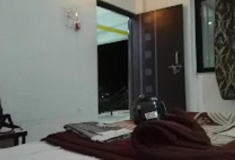 Hotel Palkhi, Bhusawal