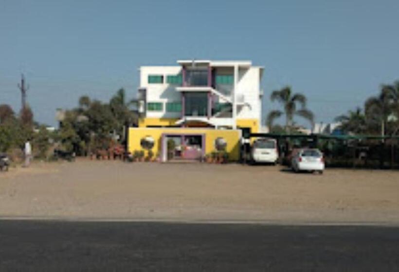 Hotel Palkhi, Bhusawal
