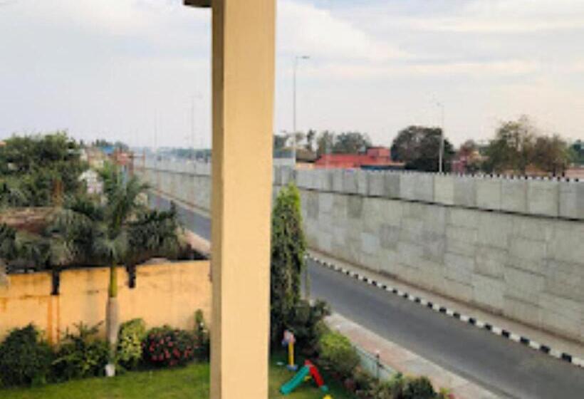 Hotel Palkhi, Bhusawal