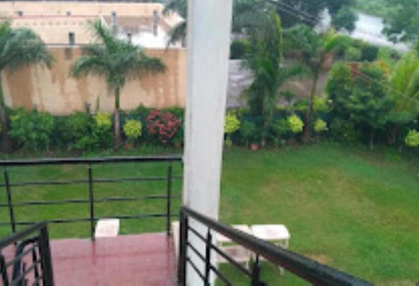 Hotel Palkhi, Bhusawal