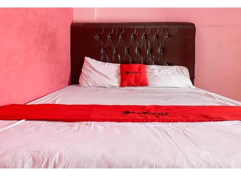 هتل Reddoorz Syariah Near Jalan Urip Sumoharjo