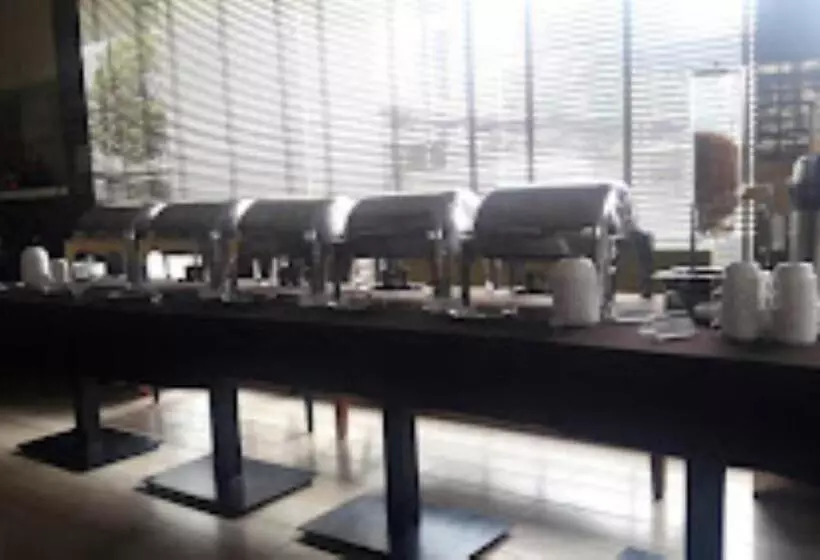 ホテル Sai Inn Amhednagar, Maharashtra