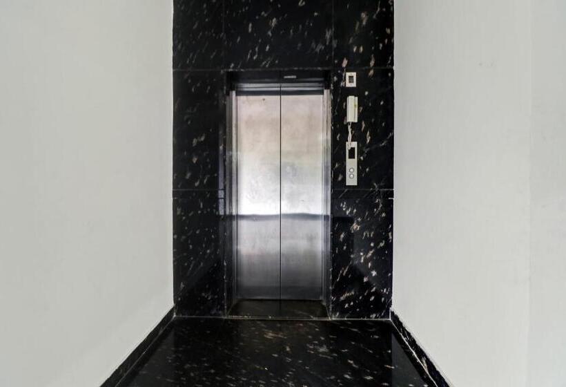 هتل Spot On Exotic Stay