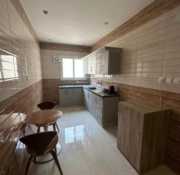 هتل Sunrise Suites