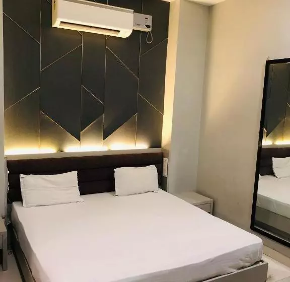 Hotel The Highland