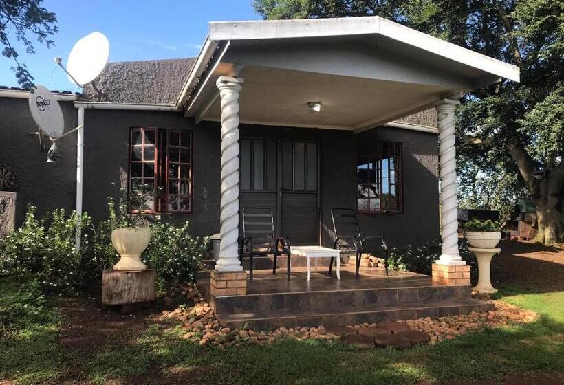 Отель Vukaphi Farm