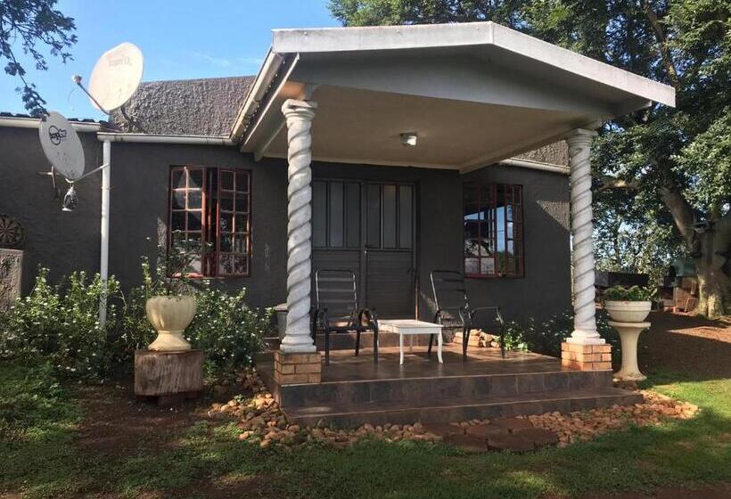 Отель Vukaphi Farm