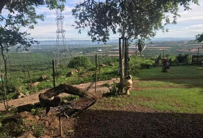 هتل Vukaphi Farm