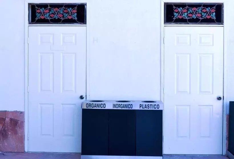 Kalanchoe Poshtel Suites