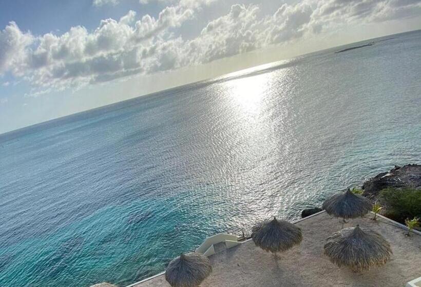 Little Bit Of Heaven Water Edge