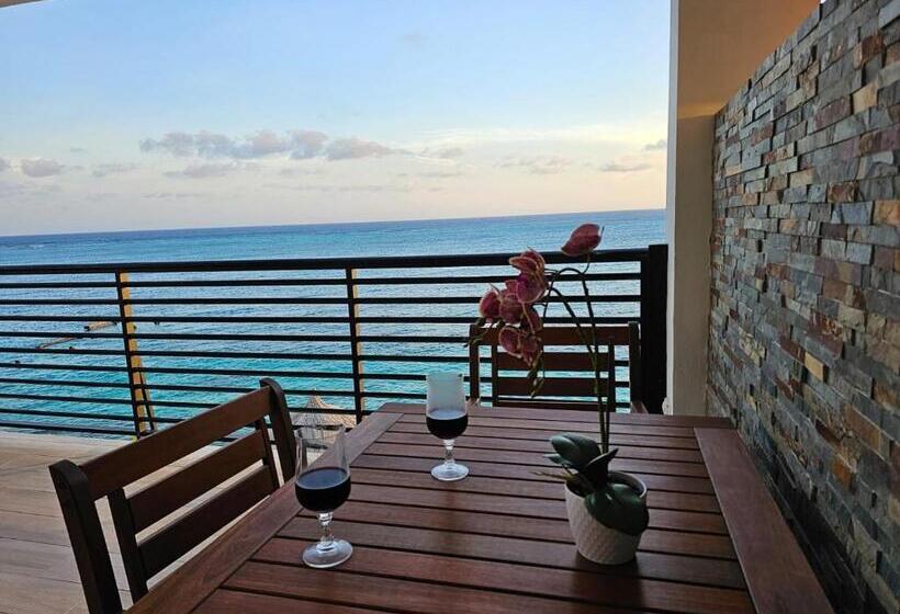 Little Bit Of Heaven Water Edge