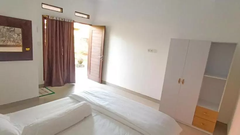 Majatalo Pondok Selip Guesthouse