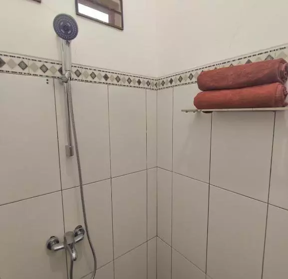 Majatalo Pondok Selip Guesthouse
