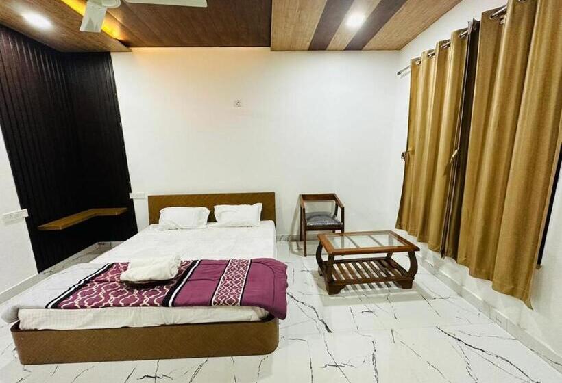 Rain Forest Villa And Resort,bhimashankar