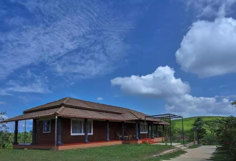 Aamiaismajoitus (B&B) Clouds View Nature Resort