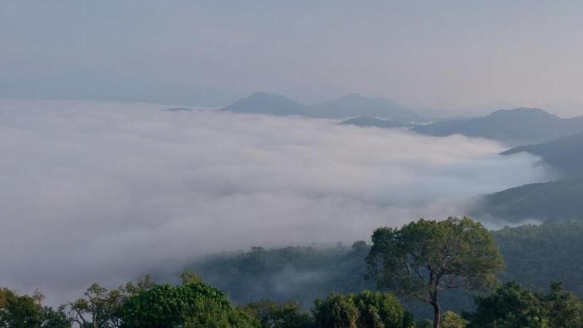 ホテル Bommarillu Farm Stay