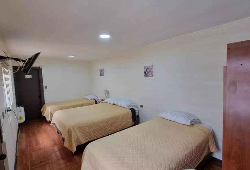 Hotelli Hostal Magnolia